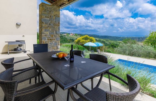 Baredine Villa | 200 m² Villa ∙ 4 habitaciones ∙ 8 huéspedes