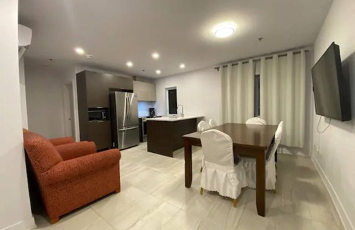 Cote-Des-Neiges—Notre-Dame-De-Grace Apartamento | 2001 Av. Beaconsfield