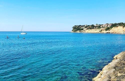 Carry-le-Rouet Apartamento | 200m de la plage ,3mn du port à 50m du centre ville