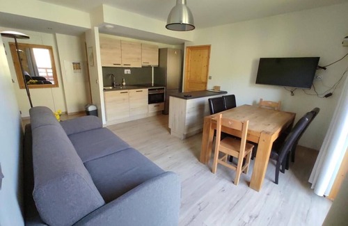Les Claux Apartamento | A 100m de las pistas de esquí, 1.o piso, balcón, parking, tv, local para esquís, 50m², Vars