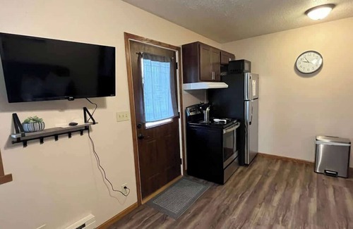 Tomah Apartamento | 201 E Veterans St Apt B by Patriot Properties