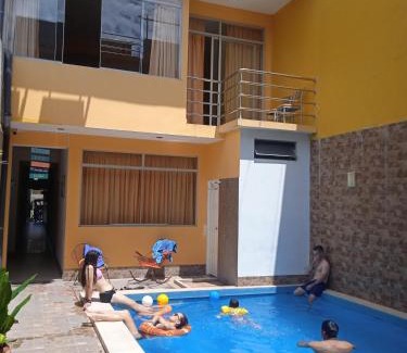 Iquitos Apartamento | 201 RV APARTMENTS IQUITOS-APARTAMENTO SEGUNDO PISO CON BALCON A PISCINA