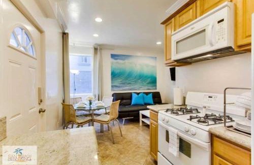 Mission Beach Casa | 201-Surf Stars Studio