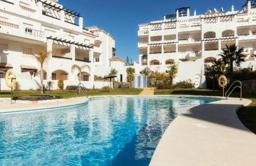 San Luis de Sabinillas Apartamento | 2010-Superb apt 2 bedrooms in complex with pool
