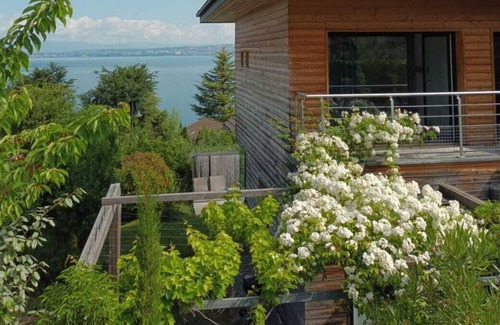 Neuvecelle Casa | 2013 architect's villa with heated swimming pool, lake views, 100 m from the beaches