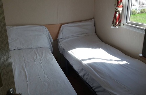 Holland-On-Sea Otro | 2013 Willerby Sunset Static Caravan Holiday Home