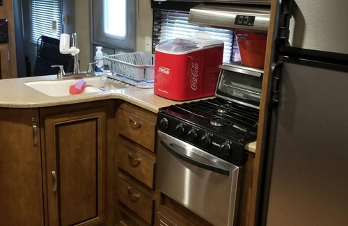 Valdese Casa | 2016 Wildwood por Forest River Travel Trailer - 8 plazas