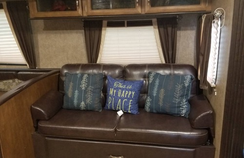 Valdese Casa | 2016 Wildwood por Forest River Travel Trailer - 8 plazas