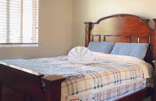 Eastvale Casa | #202 Comfortable Rooms In Eastvale House （Queen Bed + Free WiFi ）