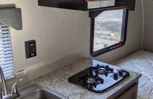 Calverton Casa | 2020 Sunset Park 16 BH- Camper Trailer