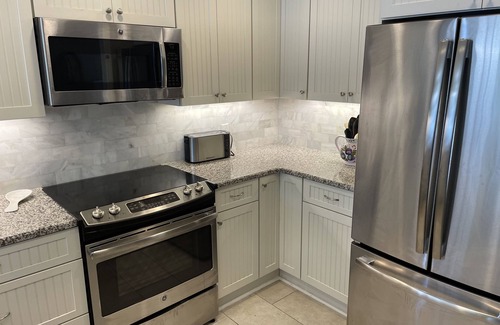 Sandestin Villa | 2022 6 PASSENGER GOLF CART Largest Beachwalk! 3bd/3ba. Sleeps 8, WITH LAKE VIEWS