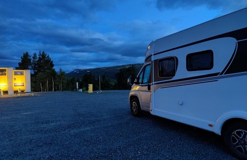 Sandnes Otro | 2022 Carrado T-447 Mobile Home Automatic