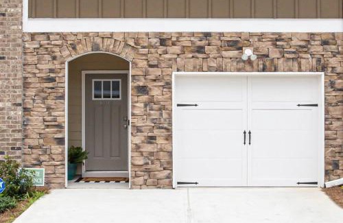 Redan Apartamento | 2022 quiet relaxing and secure town house near Atlanta