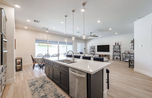 Pointe Scottsdale Casa | 2023 Built BOUGIE Resort in Old Town-Heated LUXE Pool, 2 Posh Masters, 4Baths