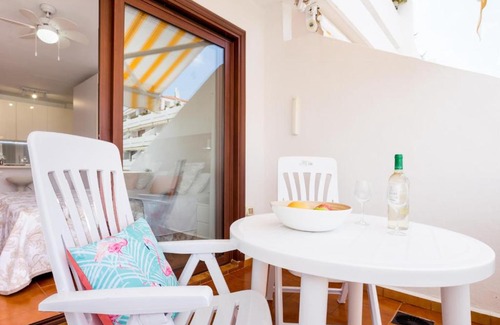San Eugenio Apartamento | 2023 Garden City, heated POOL!