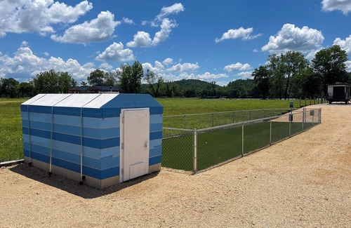 Olivehill Casa | 2024 Airstream Flying Cloud 30FB - Fishermans Hideaway Campsite Included