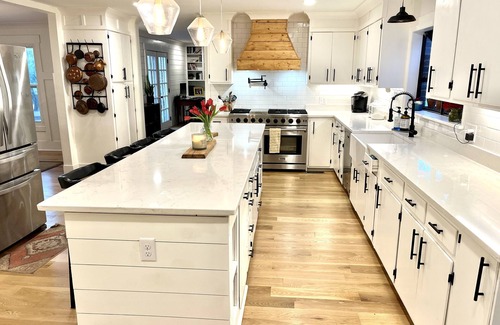 Grovetown Otro | 2024 Masters Rental 40 acre Farmhouse with Golf Green & 900 sq ft covered patio