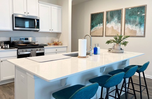 Cape May Court House Casa | 2024 New Constructed Home, King Beds, Fenced Yard, Driveway Parking, Near All