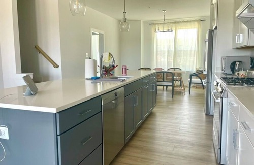 North Potomac Casa | 2024 Newly Built 4 Bedroom 3.5 Bathroom Townhouse