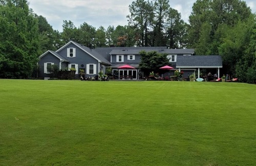 Pinehurst Casa | 2024 Pinehurst US Open beauty. 6000 sf rental home on 8 stunning acres!
