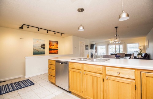 La Follette Condominio | 2025 At the Lake!