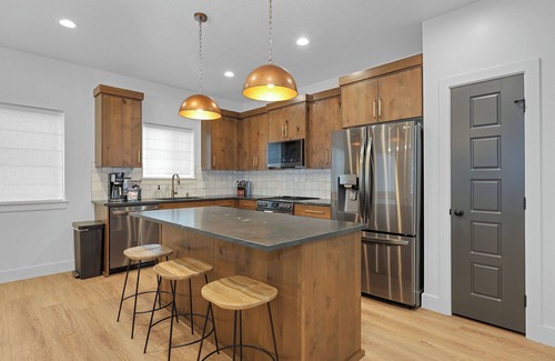 Eden Casa | 2025 Build, Brand New Mountain Home
