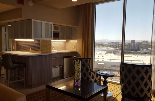 Las Vegas Apartamento | 2025 Formula 1 Vegas Race Week Westgate Resort & Casino 4 Bed Presidential Suite
