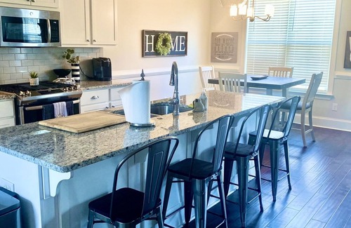 Evans Casa | 2026 Master’s Rental, 3 Story with pool—Just 12 Miles from the Augusta National