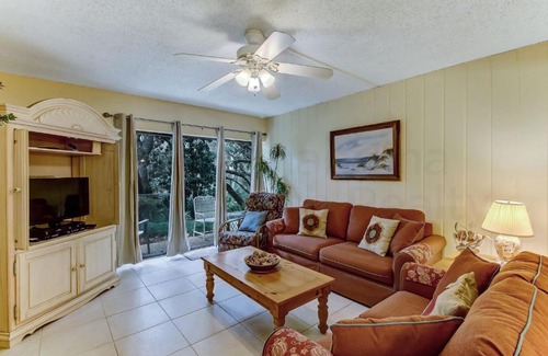 Fernandina Beach Casa | 2063 Beachwood Lovely 2 bedroom 2 bath Beach Wood villa is located in Amelia Island Plantation Resort