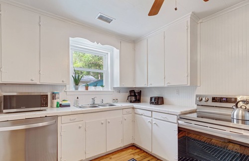 Folly Beach Cabaña | 208 W Ashley - Under the Palms - Central Location - Pets Considered