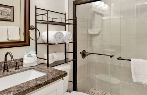 Meadowbrook Estates Chalet De Esquí | 2085- Beary Peaceful Retreat 3 Bedroom Home by Redawning