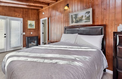Meadowbrook Estates Chalet De Esquí | 2085- Beary Peaceful Retreat 3 Bedroom Home by Redawning