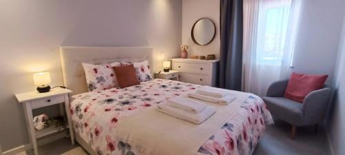Areias de Sao Joao Apartamento | 209 Modern Apartment in central Albufeira close to everything