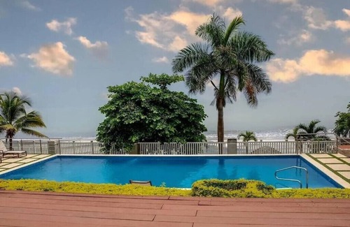 Nueva Gorgona Condominio | Piso 20 frente al mar "My Happy Place" en Nueva Gorgona, Panamá 2/3 unidad