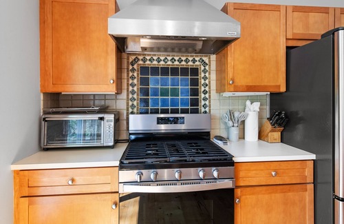 Hendersonville Casa | 21-acre multi-home escape with hot tub, hiking trails & waterfalls