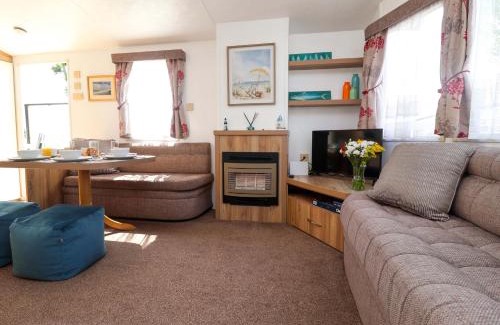 Felixstowe Casa | 21 Poplar Avenue