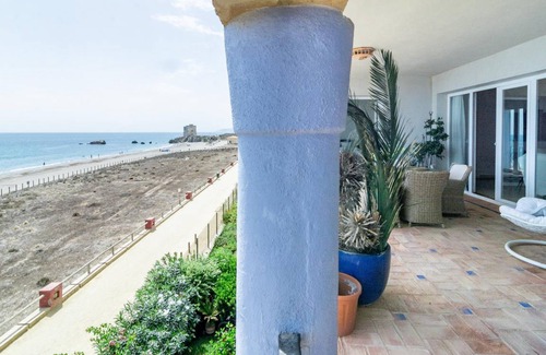 Bahia de Casares Apartamento | 210 m² Apartamento ∙ 3 habitaciones ∙ 6 huéspedes