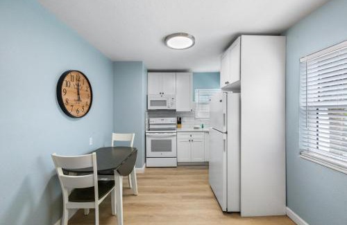 Madeira Beach Casa | #211 Surf Song Resort
