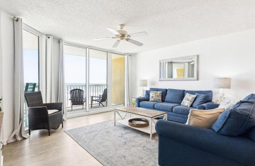 Folly Beach Casa | 214 COV - Go Fly a Kite - Oceanfront Condo - 2 Pools