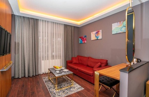 Kartal Hotel | 216 Eagle Palace Suite