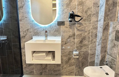 Maltepe Hotel | 216 Palace Suites