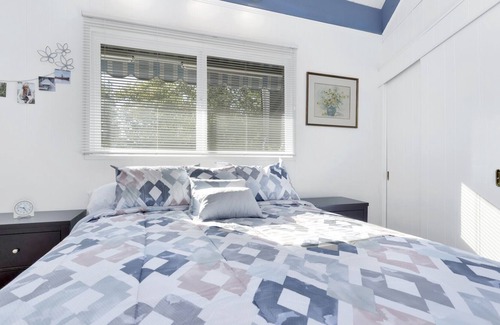 Fawnskin Cabina | 2168-piney Ridge Dome Home 3 Bedroom Home by RedAwning