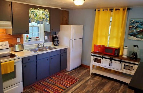 Town Creek Cabina | 219 - BOATS AVLBLE! PRIVATE GATE&BOAT RAMP! LEVEL!