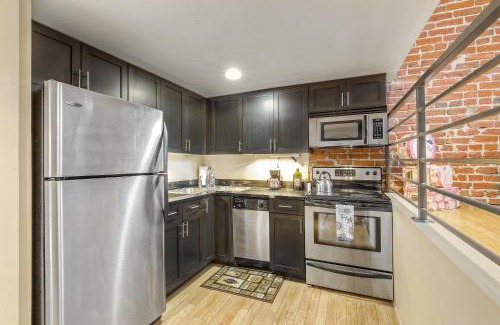 Ballpark Casa | 2193 Arapahoe St Unit 17