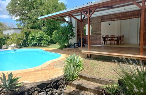 Black River Casa | 21LG Ilot Fortier M Sea Front and Swimming pool