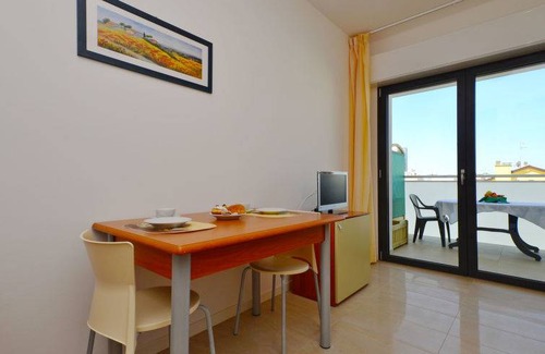 Lignano Sabbiadoro Apartamento | 22 m² Apartamento ∙ 1 habitación ∙ 2 personas
