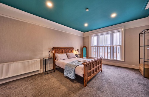 Londonderry Casa | 22 The Square