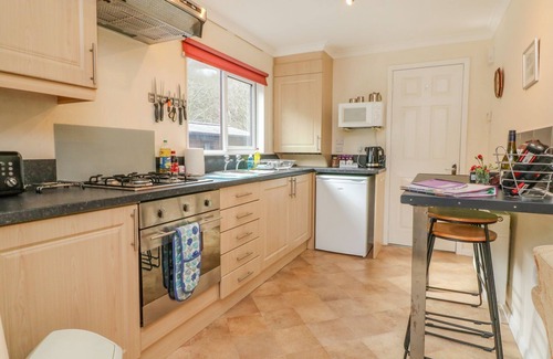 Barbrook Cabaña | 22 TWO LITTLE DUCKS, pet friendly, with a garden in Lynton