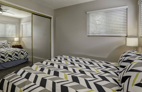 Motel District Casa | 220 #7 Ocean View Ave 2 Bedroom Condo by Redawning