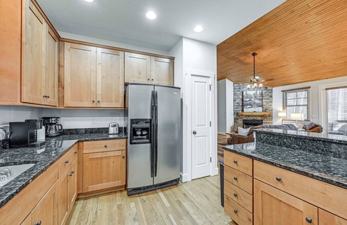 Bear Lake Reserve Cabaña | 220 Boulder Creek Lane at Bear Lake Reserve